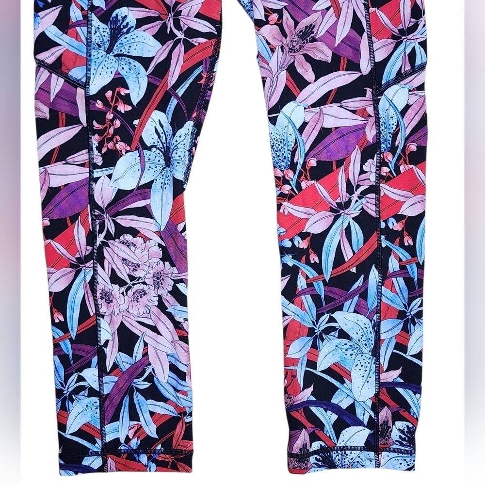 Lululemon Speed Up Crop 21" Lush Lillies Multi Size 6 - Picture 6 of 10